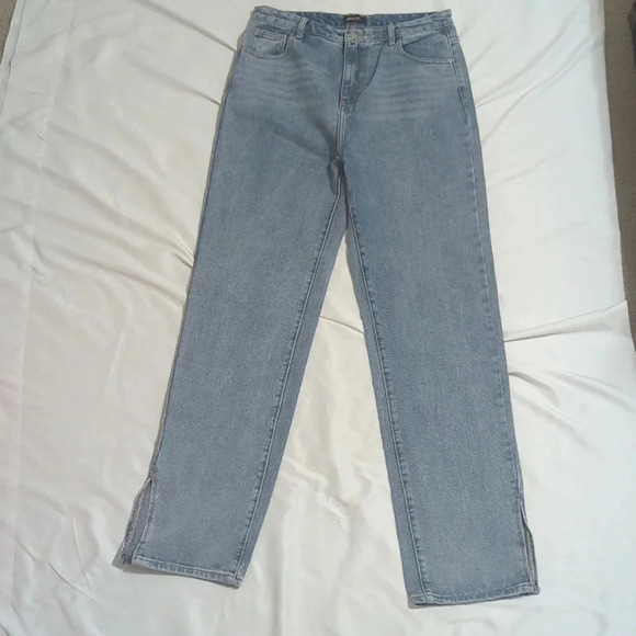 Nasty Gal Work Slit Out High-Waisted Straight-Leg Jeans, Color Med Wash Size 14 - Picture 4 of 16